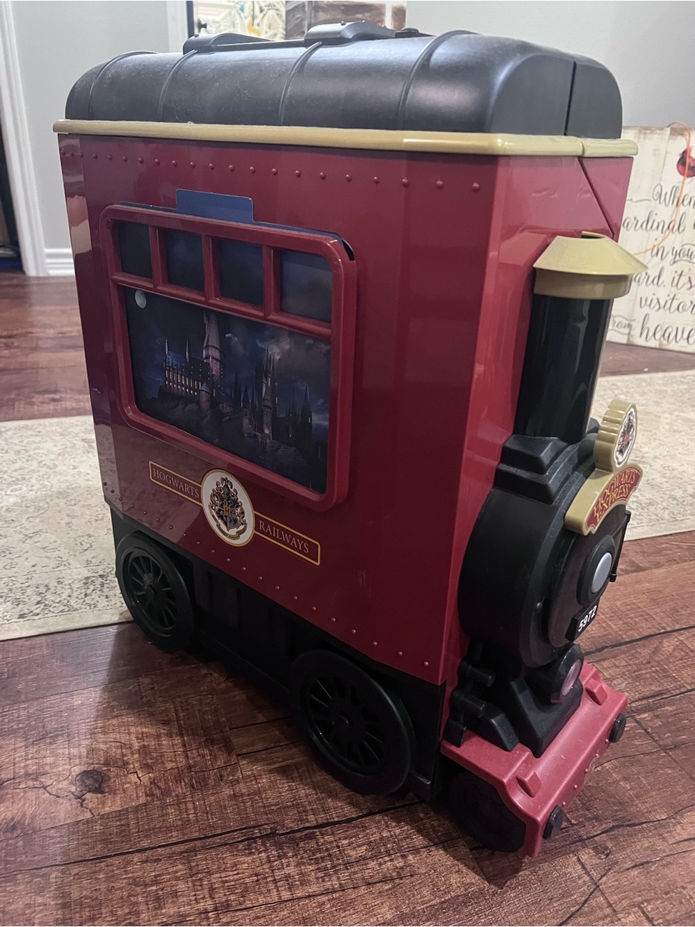Hogwarts Railways Kids Train Storage Case - Red and Black